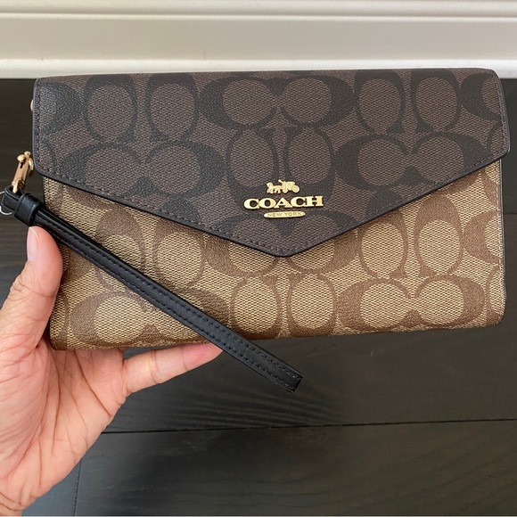 Coach Bags Nwt Coach Outlet Travel Envelope Wallet In Blocked